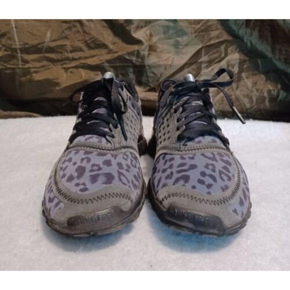 Nike 5.0 V4 Leopard Running Shoes Purple Gray Black 511281-013 Women US 6.5 USED - Picture 1 of 9